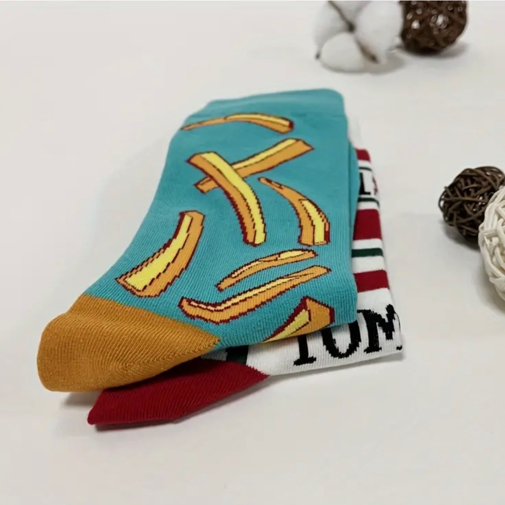 Fríes & Ketchup Pattern Socks NIP - Picture 4 of 4